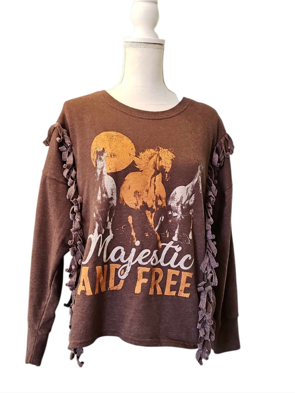 Majestic And Free Brown Orange Graphic Sweatshirt Horses Fridge Size Medium